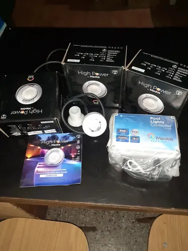 Pack Fuente+ 3 Luces Medus Rgb Para Piscinas - Imagen 4